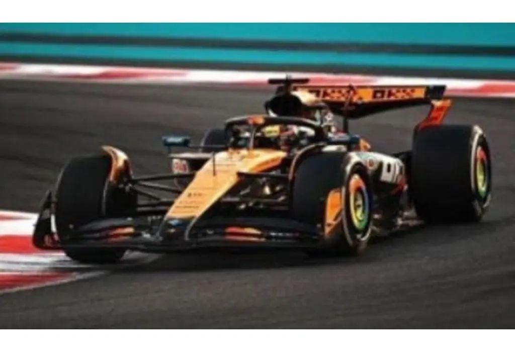 【新品】ミニカー 1/43 McLaren MCL39 McLaren Formula 1 Team 2nd Abu Dhabi GP 2025 Oscar Piastri #81 [S9679]