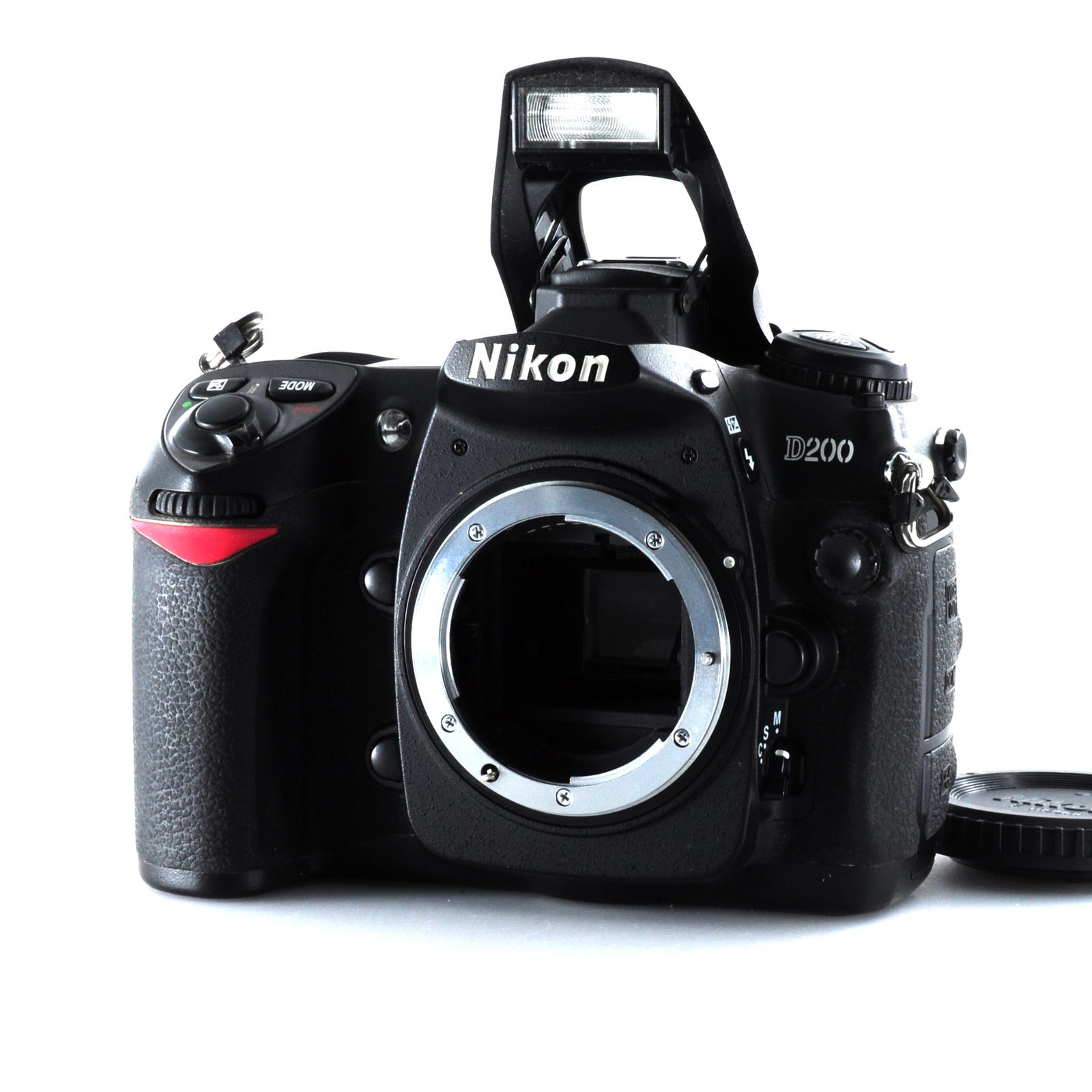 ファインダーのカビが許せる方にお勧め【ニコン】Nikon D200 デジタル一眼レフカメラ + バッテリー 充電器 #S355