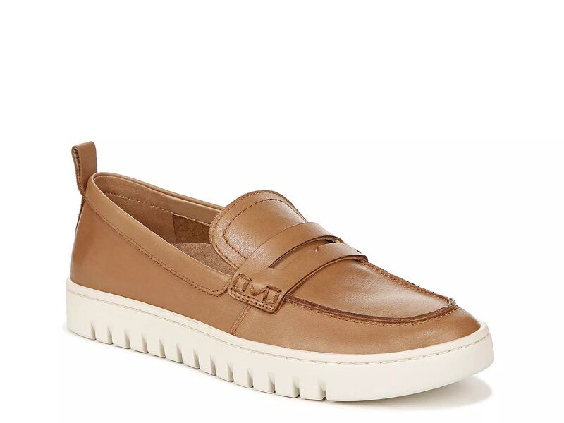 バイオニック レディース シューズ スリッポン・ローファー Vionic Uptown Penny Loafer Camel Brown Leather ブラウン