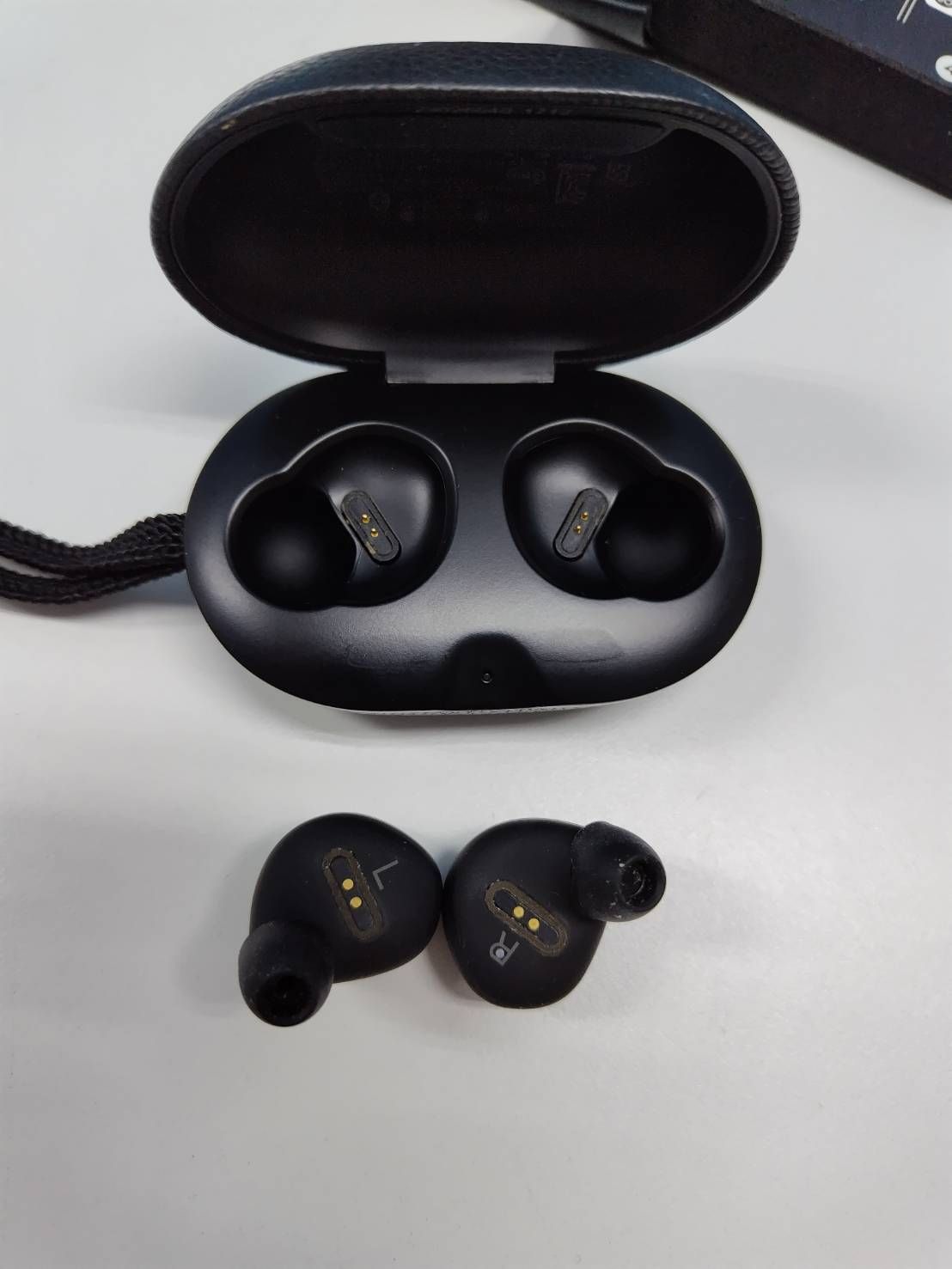 Bang & Olufsen Beoplay E8 Motion Alyx Edition Black ワイヤレス 