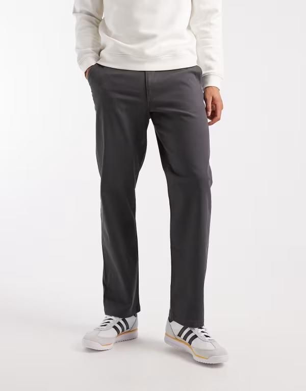 エイソス メンズ ボトムス カジュアルパンツ ASOS DESIGN straight chinos in washed CHARCOAL チャコール
