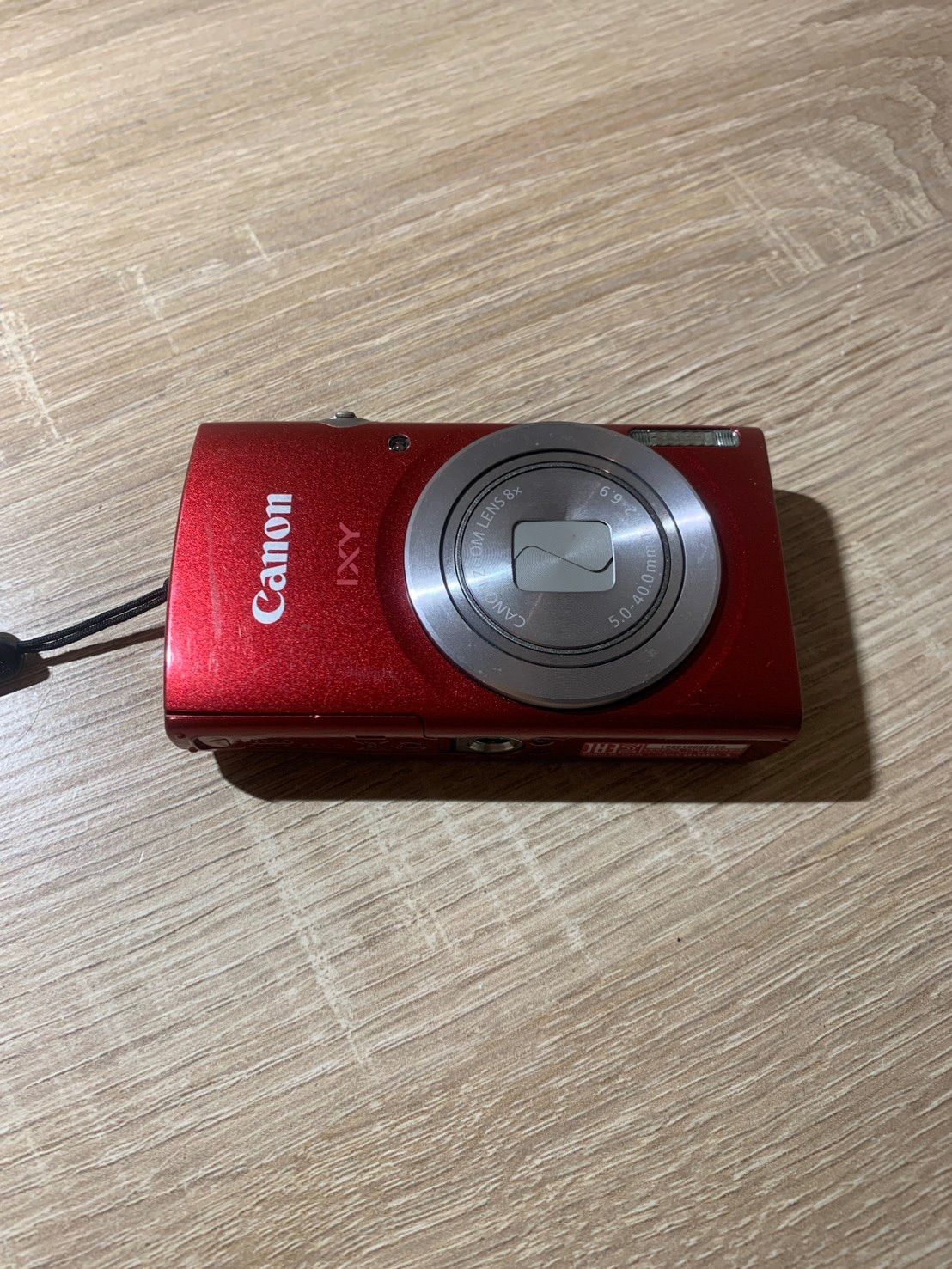 1366 Canon IXY 200 レッド デジカメ ジャンク品【ネ】