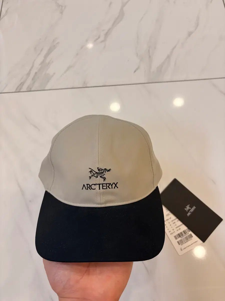 ARC'TERYX アークテリクス BIRD 워드 キャップ 룬 ブラック