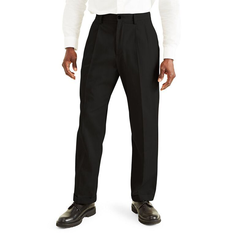 ドッカーズ メンズ ボトムス カジュアルパンツ プリーツ Mens Dockerstretch Easy Khaki RelaxedFit Pleated Pants Black ブラック