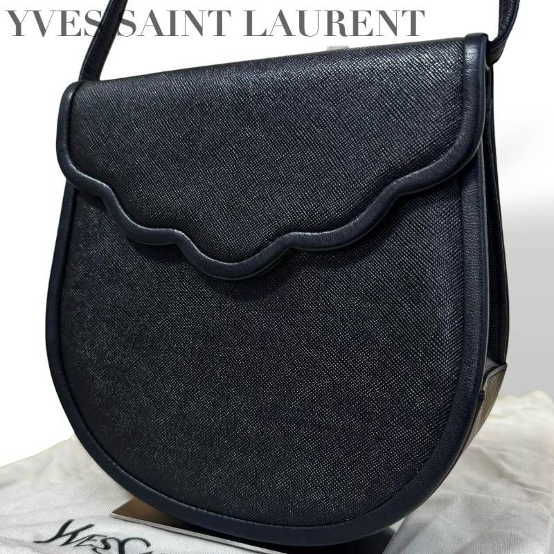 美品☆Yves Saint Laurent イヴサンローラン ☆ショルダーバッグ