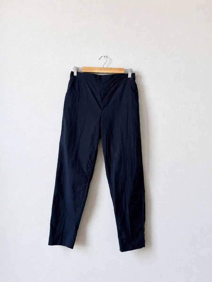 正規品 22SS Maison Kitsuné ユニセックス ネイビー 夏 シティパンツ S サイズ