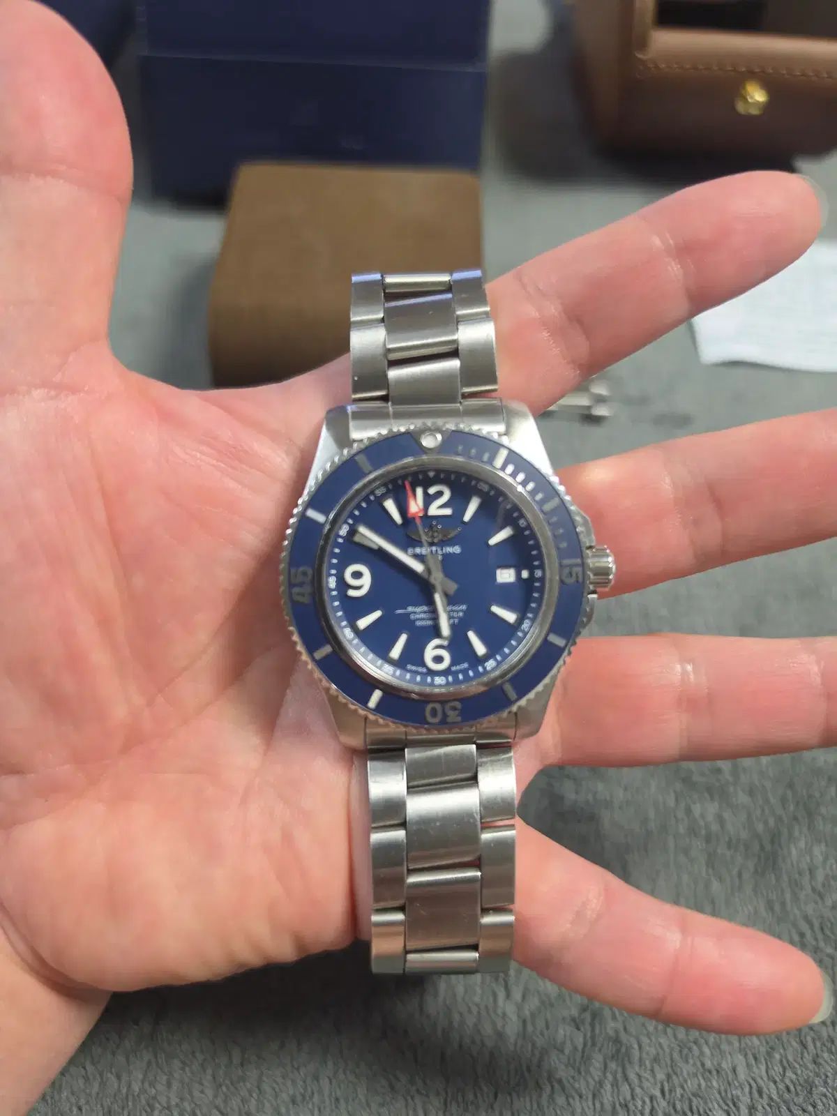 BREITLING ブライトリング SUPEROCEAN 新モデル 44mm 出品