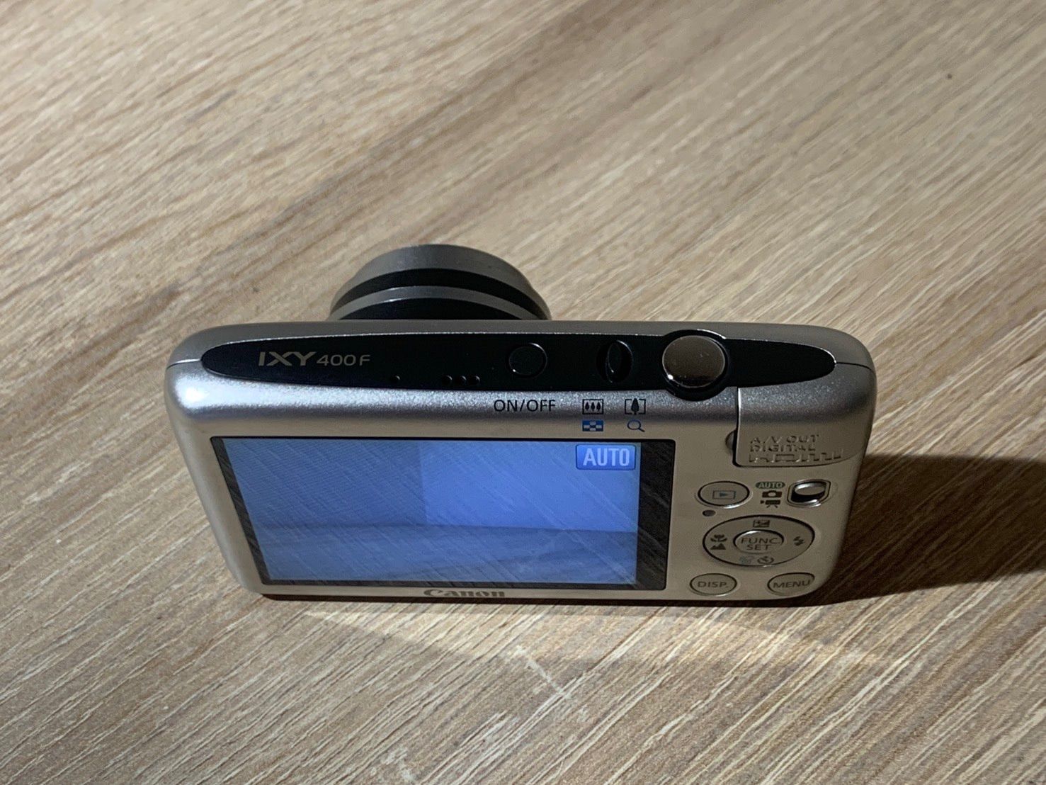 1380 Canon IXY 400F シルバー デジカメ 動作確認済み 美品【ネ