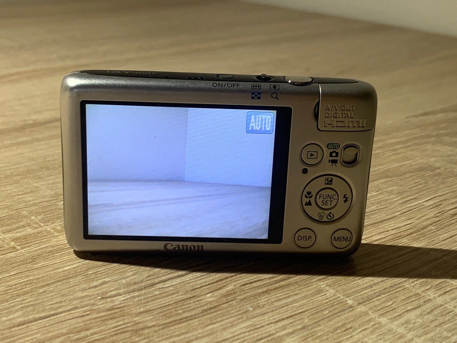1380 Canon IXY 400F シルバー デジカメ 動作確認済み 美品【ネ