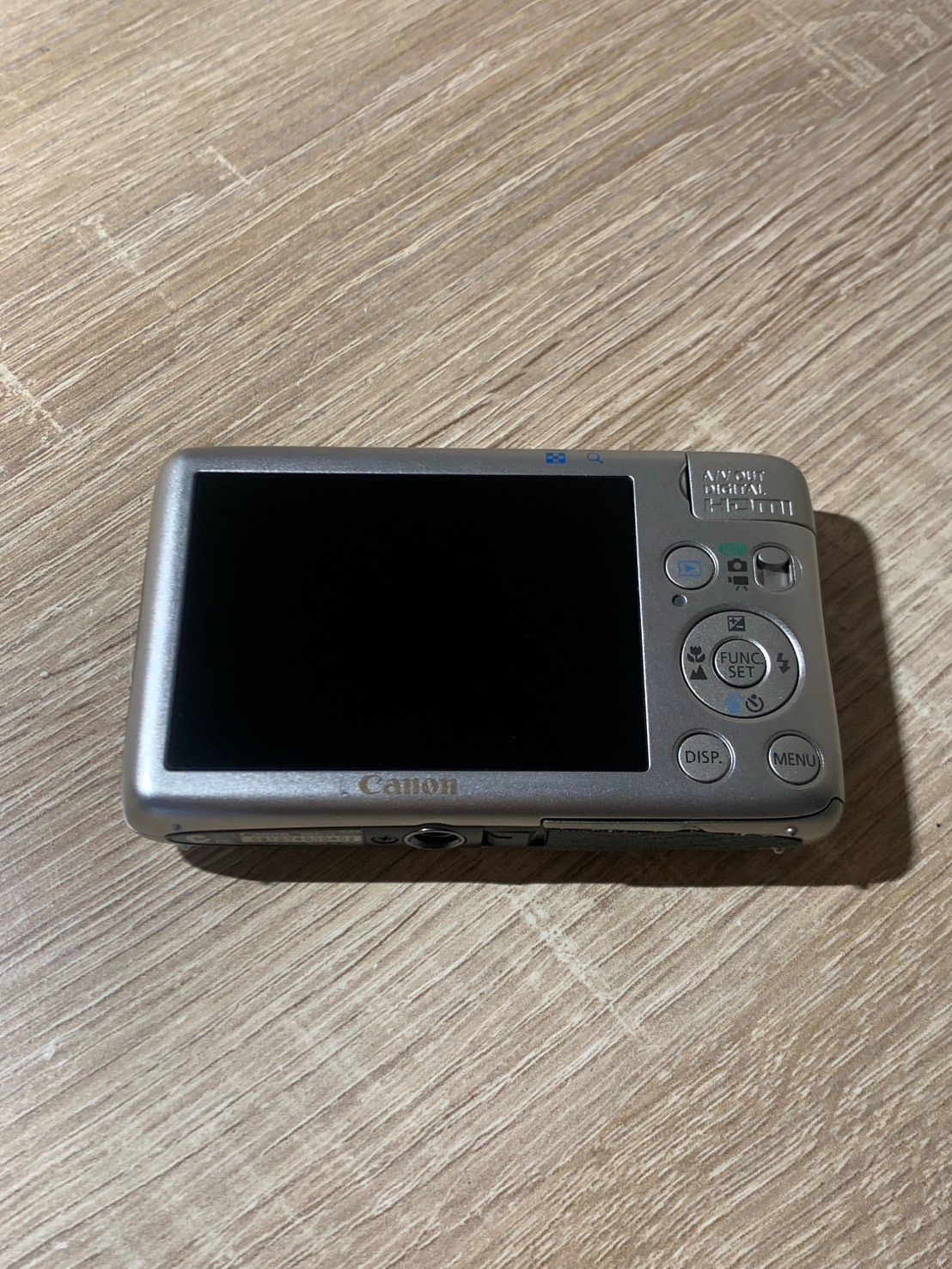 1380 Canon IXY 400F シルバー デジカメ 動作確認済み 美品【ネ