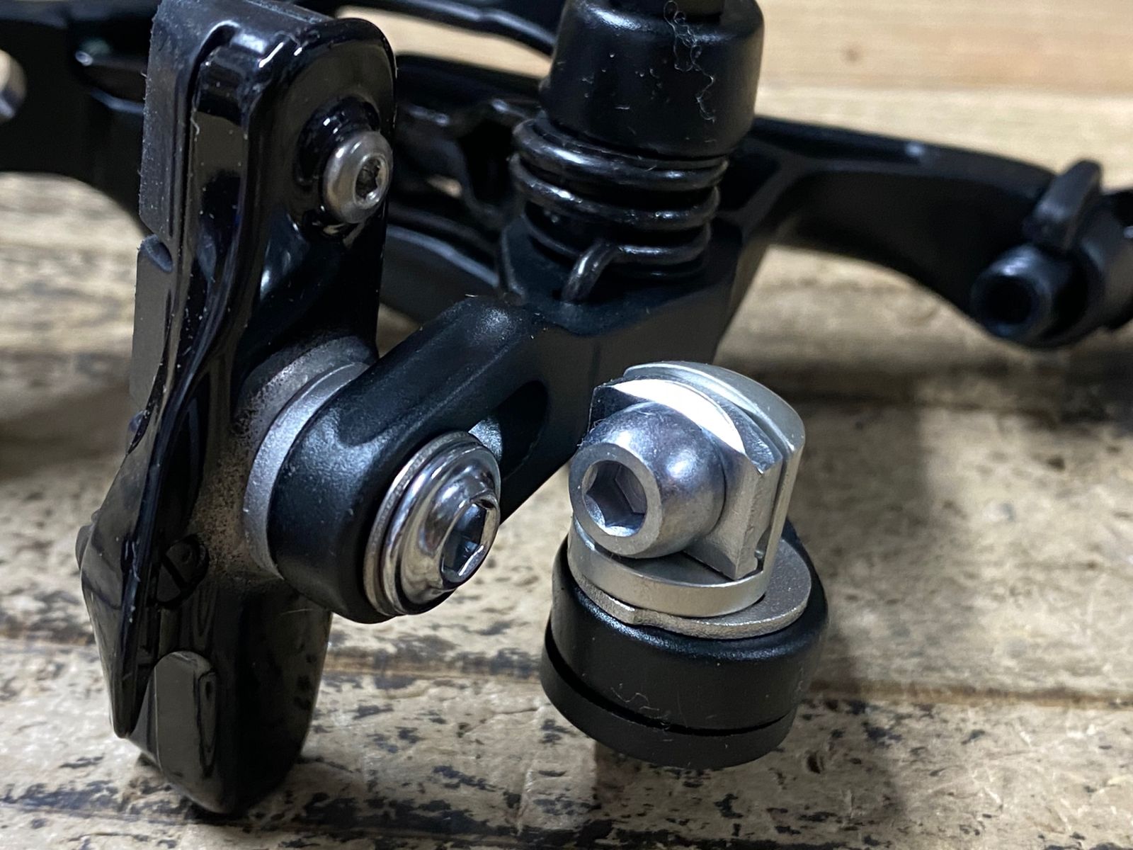 KF044 シマノ SHIMANO アルテグラ ULTEGRA BR-R8100 キャリパー