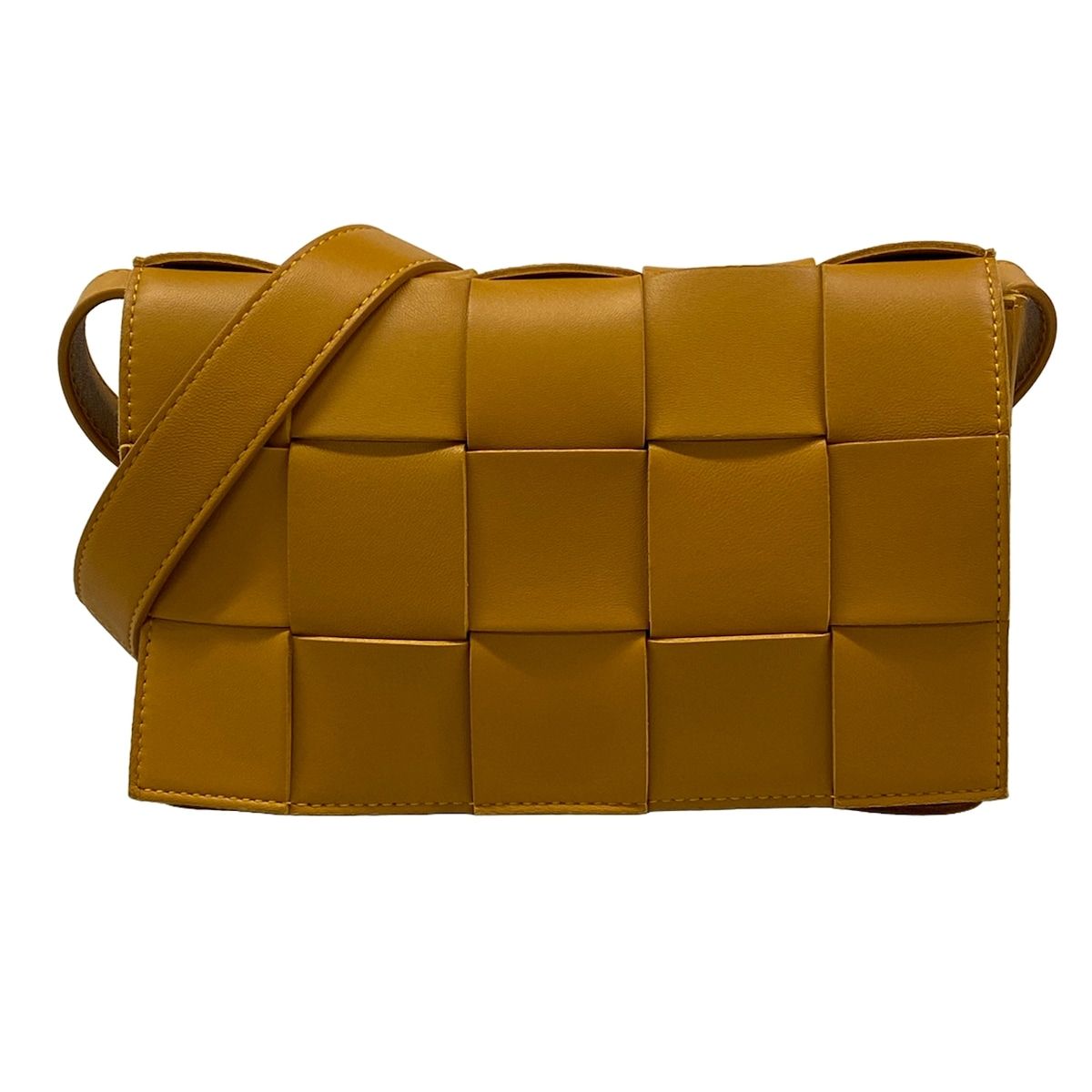 BOTTEGA VENETA(ボッテガヴェネタ) ショルダーバッグ カセット ブラウン レザー