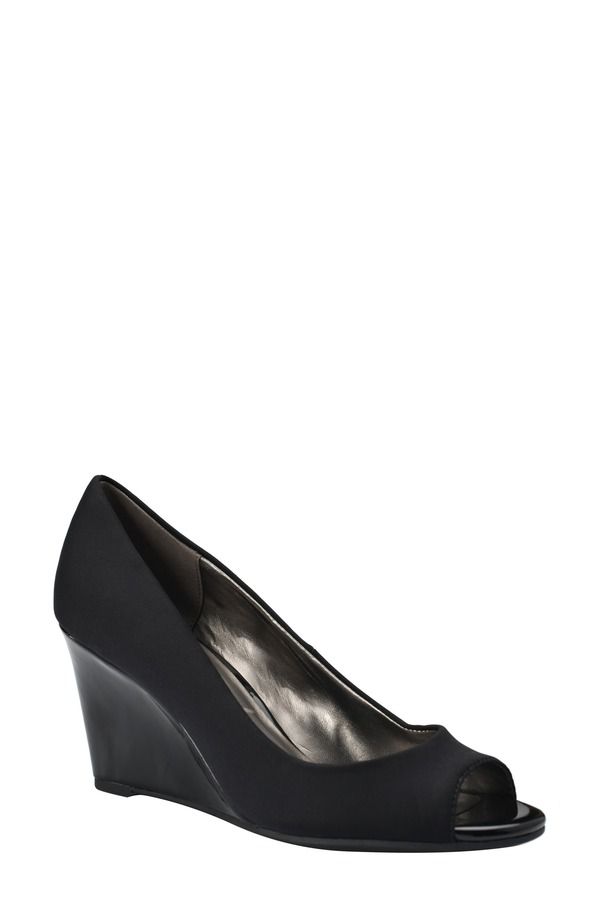 バンドリーノ レディース シューズ ヒール Bandolino Tuff Love Peep Toe Wedge Pump Black ブラック