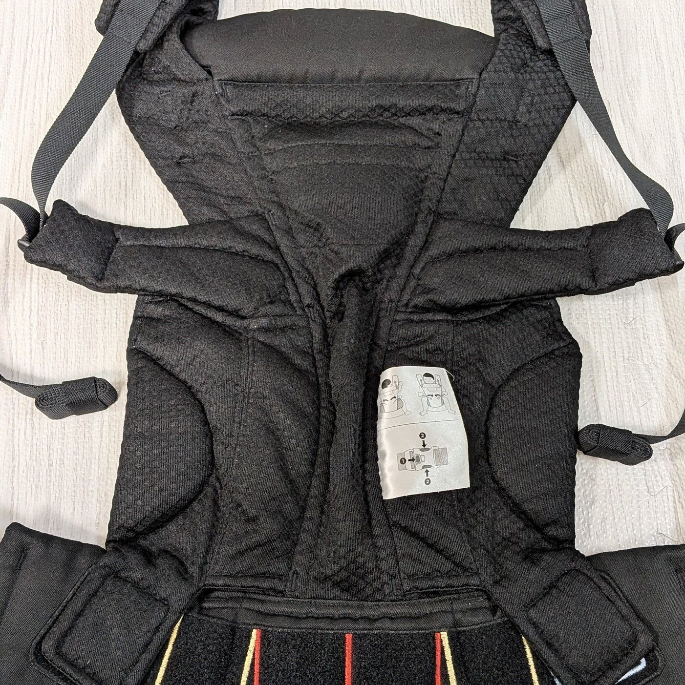 美品 エルゴベビー 抱っこ紐 オムニブリーズ OMNI Breeze ブラック 