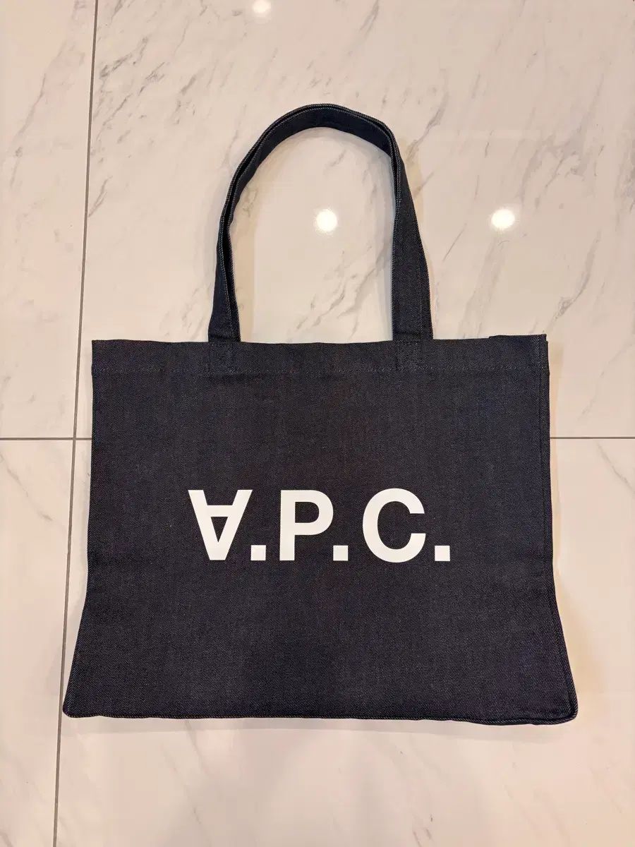 A.P.C. アーペーセー エコバッグ Indigo