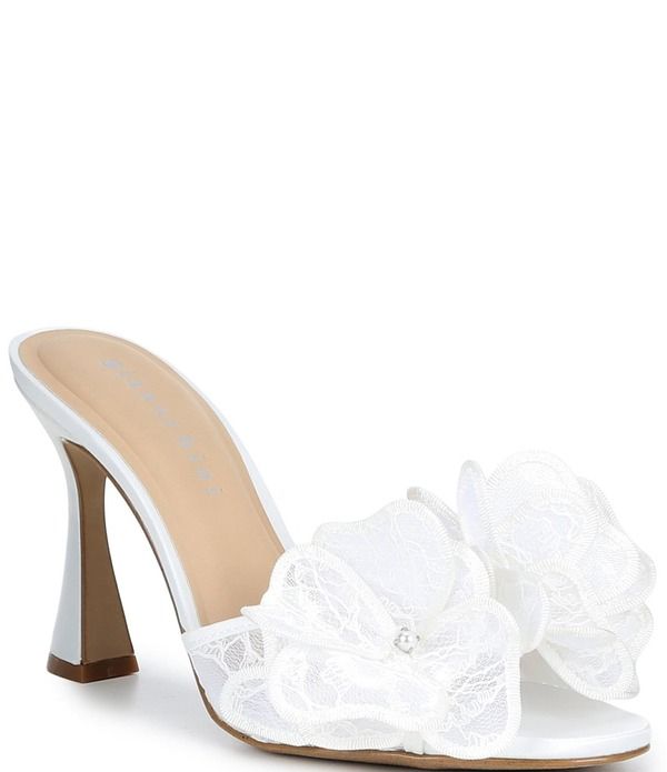 ジャンビニ レディース シューズ サンダル 刺繍 Gianni Bini Bridal Collection Haley Embroidered Flower Pearl Detail Slide Dressandals White ホワイト