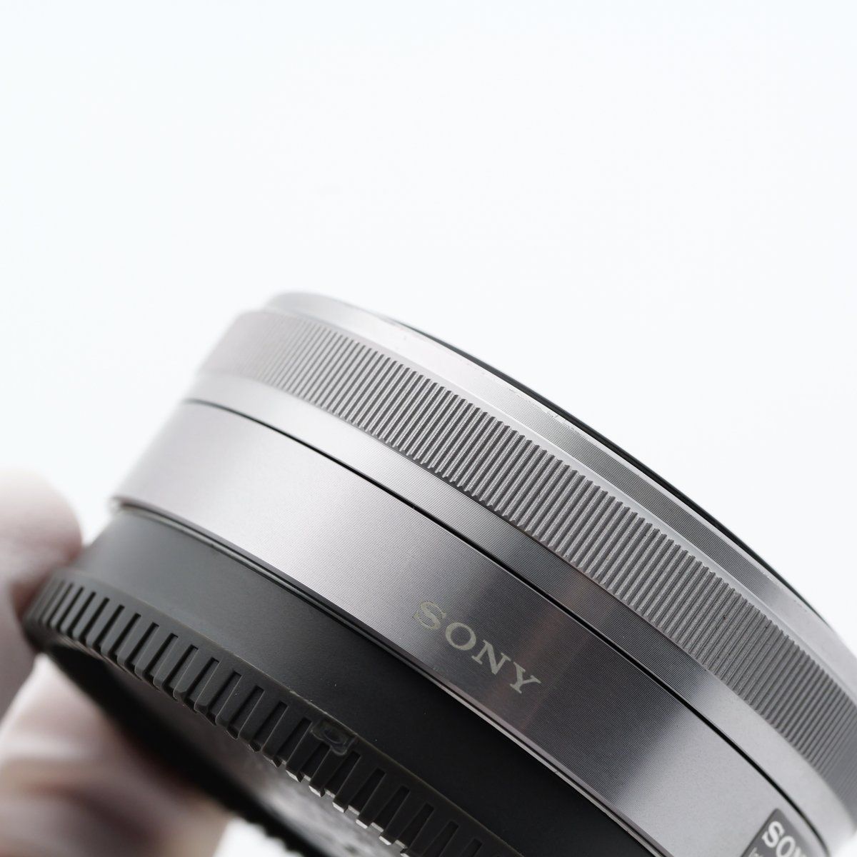 SONY E 16mm F2.8 SEL16F28 レンズ ソニー Eマウント