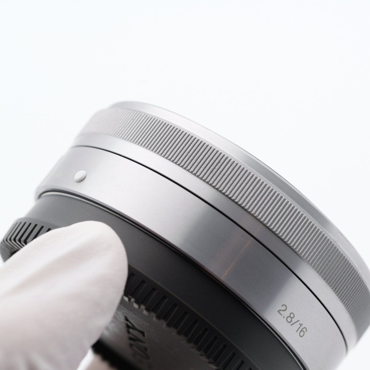 SONY E 16mm F2.8 SEL16F28 レンズ ソニー Eマウント