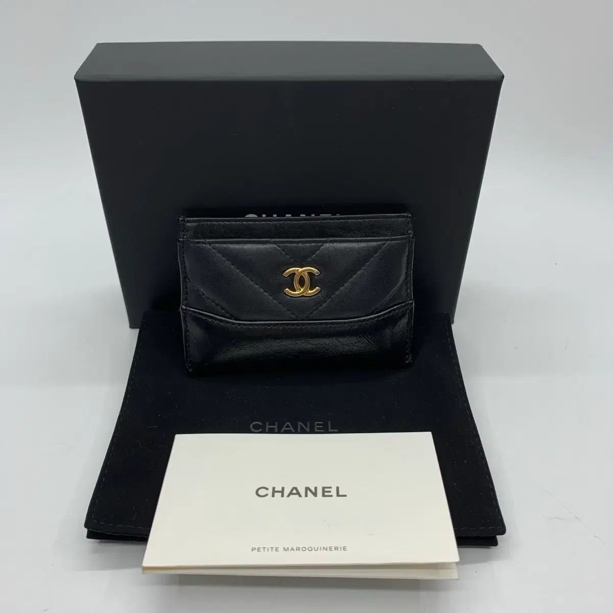 267002128 CHANEL シャネル ゴールド ホルダー カードウォレット
