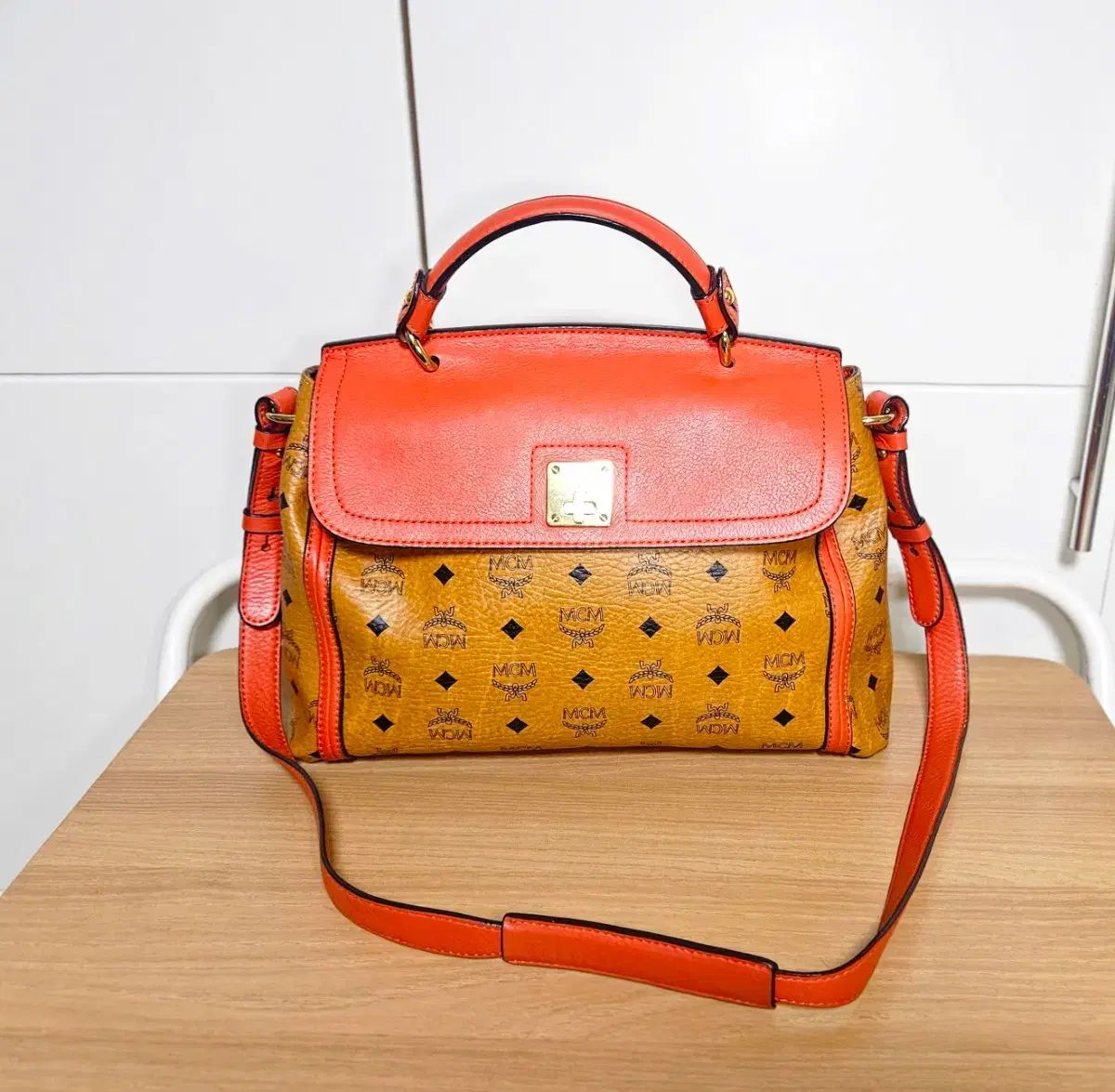 MCM 正規品 トート/クロスバッグ