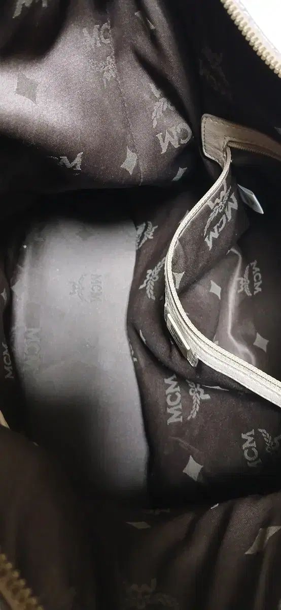 正規品 MCM エム シー エム バッグ 正規品 MCM エム シー エム バッグ