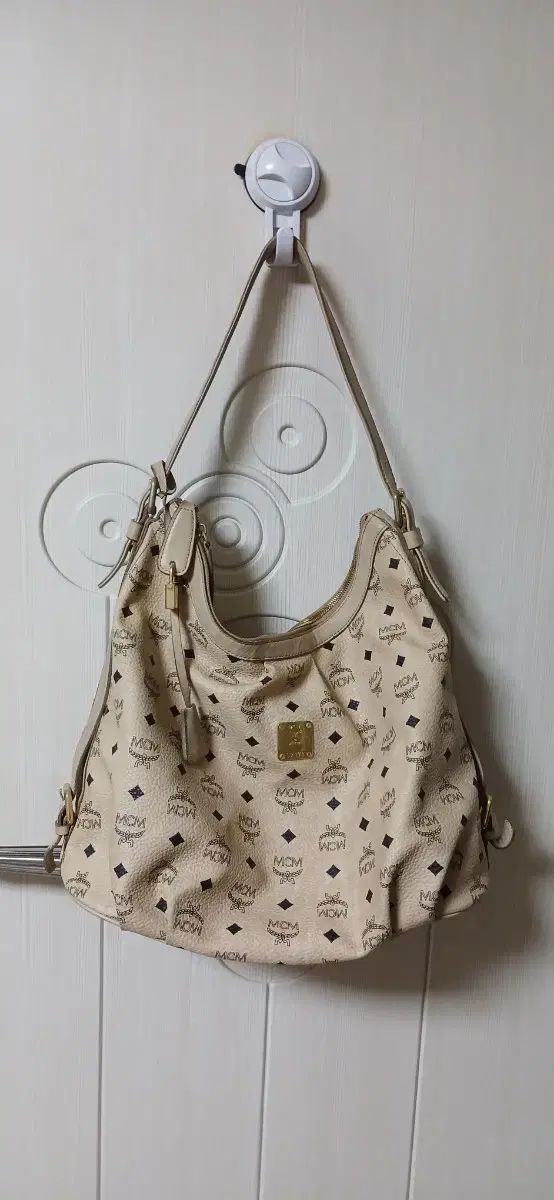 正規品 MCM エム シー エム バッグ