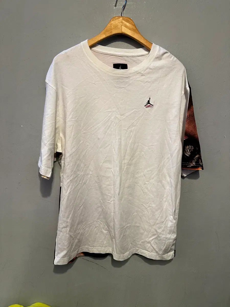 ジョーダンxユニオン 正規品 半袖T