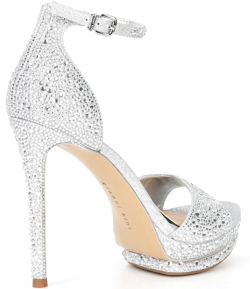 ジャンビニ レディース シューズ サンダル プラットフォーム Gianni Bini Nessie Four Rhinestone Platform Dress Sandals Silver シルバー