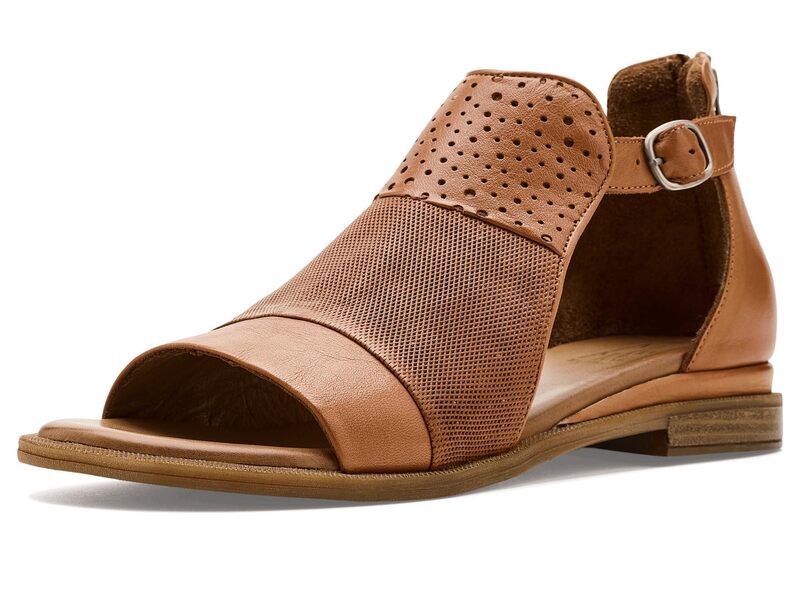 ミズムーズ レディース シューズ サンダル Miz Mooz Gaven Flat Sandals Brandy