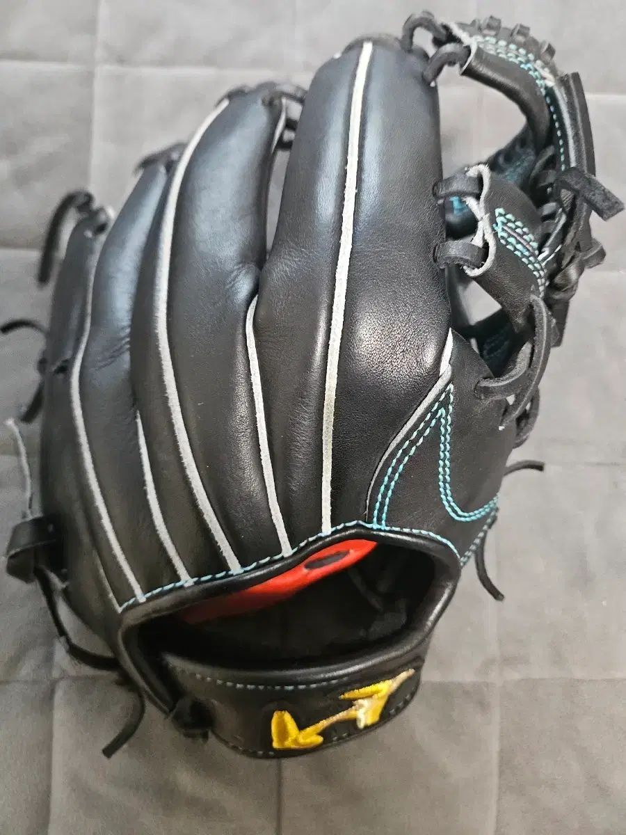 ワールドペガサス 内野グローブ 36,532円