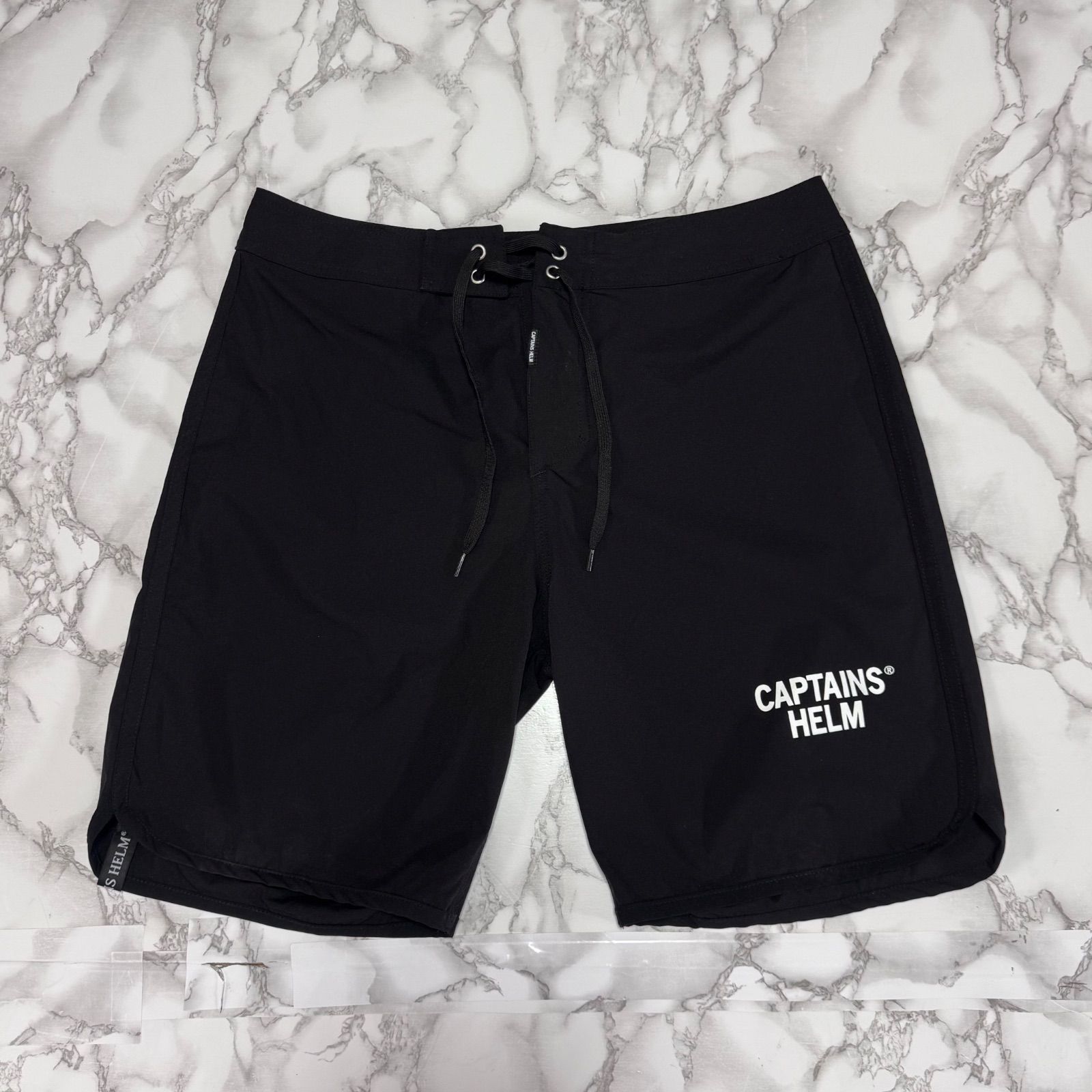 希少【captains helm キャプテンズヘルム 【商品名】ロゴ 水着 ボードショーツ/サーフパンツ/ハーフパンツ ショートパンツ/パンツ