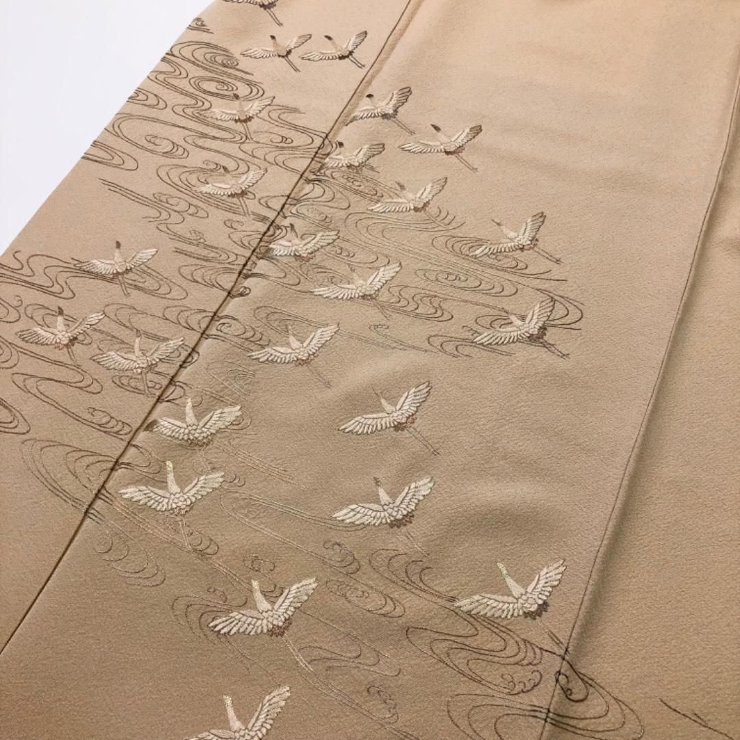 付下げ 飛翔鶴に流水 刺繍 金糸 ますいわ屋 東京白茶色 縮緬 K-5837 