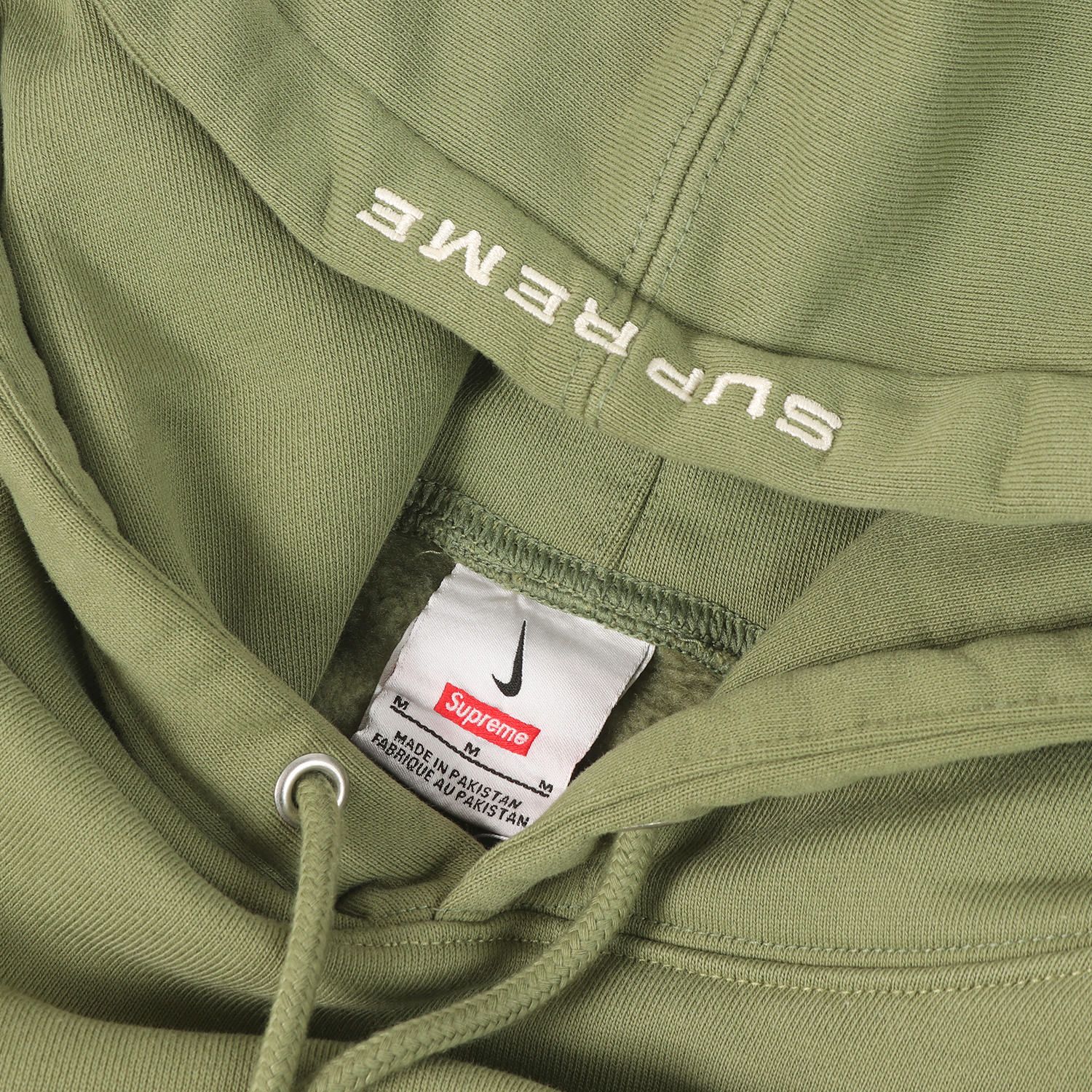 SUPREME NIKE パーカー　シュプリーム　スウェット　刺繍 美品】Supreme シュプリーム パーカー カーキ サイズ:M | 24SS ×NIKE