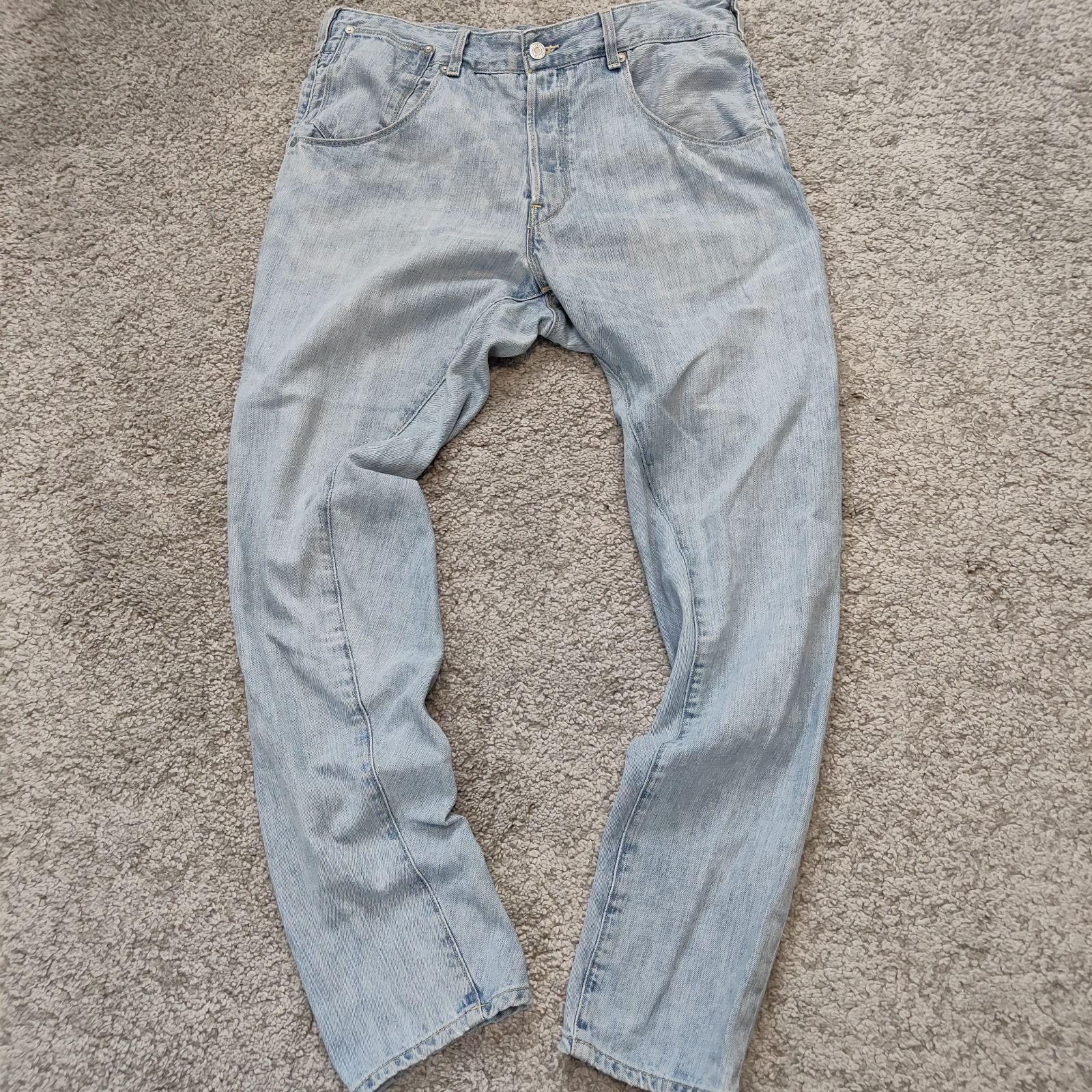 リーバイス　エンジニアードジーンズ　DENIM　デニムパンツ　ジーンズ　JEANSジーパン　立体裁断　ポケッタブル　Y2K　激レア　メンズ　中古　古着　スボン