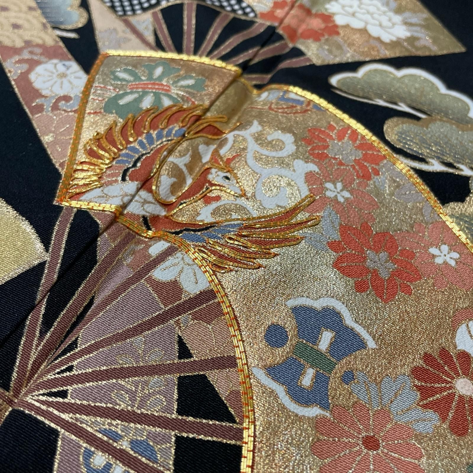 黒留袖 扇に鳳凰 花模様 宝尽くし 着物 正絹 五つ紋 X-3337
