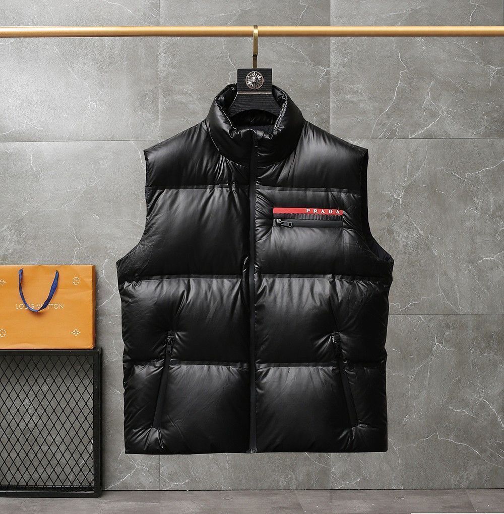 PRADA プラダ　ベスト　ダウンジャケット