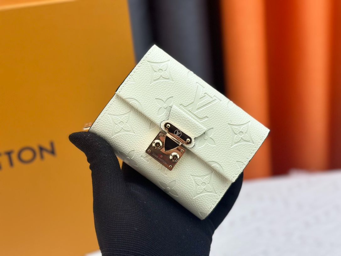 【本日限定特価】Louis Vuitton M?tis ウォレット 11.5×8.5×4cm モノグラムエンプレイントレザー ※こちらの商品は海外製の並行輸入品です。 [本日特価|新品未使用品]
