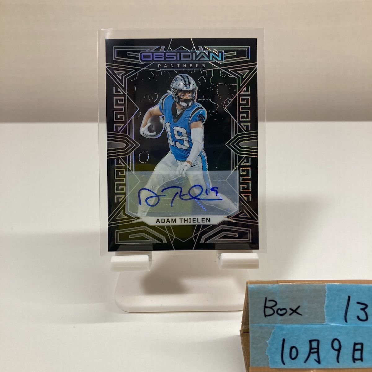 2023 Panini Obsidian Adam Thielen 直筆サインカード Carolina Panthers カード