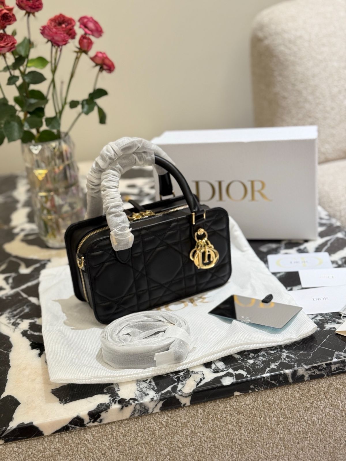 【今日特価】Dior 30 Montaigne Mini Doctor Bag ディオール 30 モンターニュ ミニ ドクター バッグ-WTO輸入