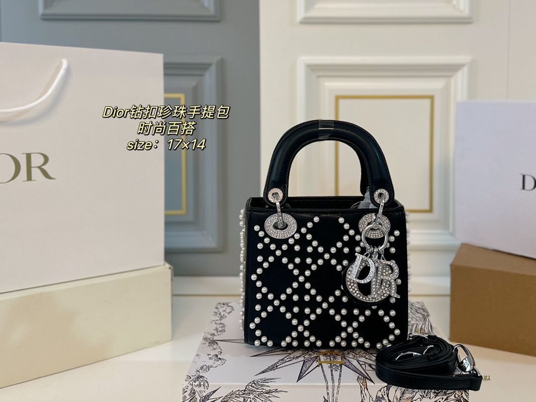 【今日特価】DIOR Lady Dior キャンバスと水?のハンドバッグ！送料無料で今の在庫はお得な価格です！WT0輸入