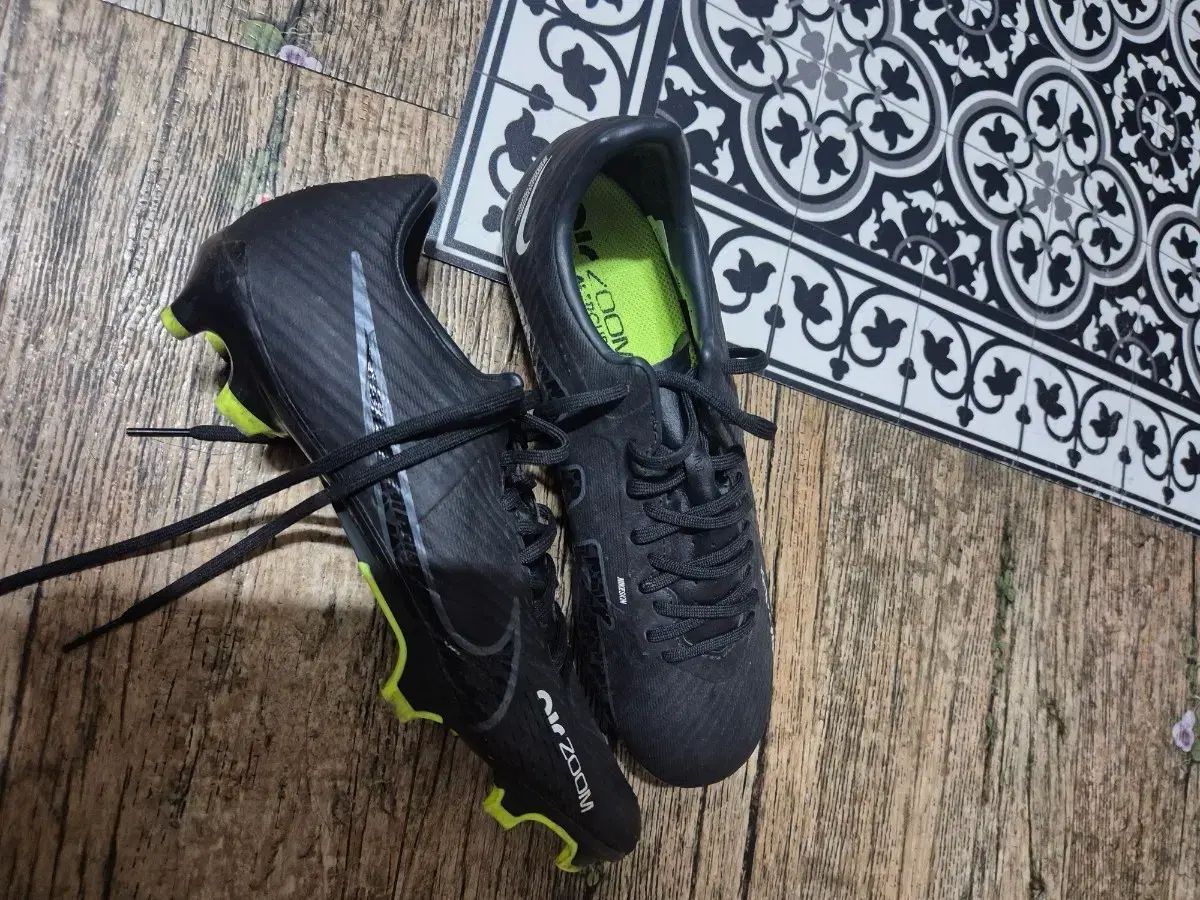ナイキ エア ズーム サッカーシューズ ブラック 250