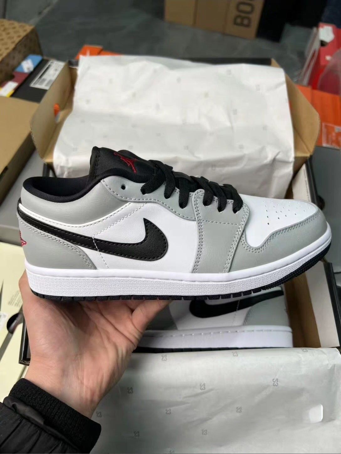 ?大特価?新品箱付 未使用 NIKE AIR JORDAN 1 LOw 553558-030 ナイキ スニーカー ジョーダン