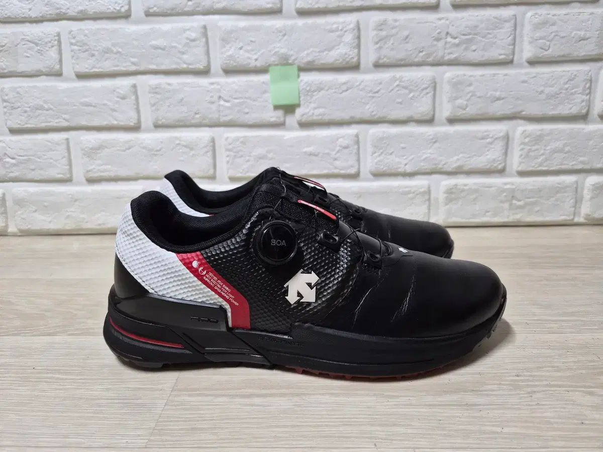 DESCENTE R90 BoA ゴルフシューズ 275mm