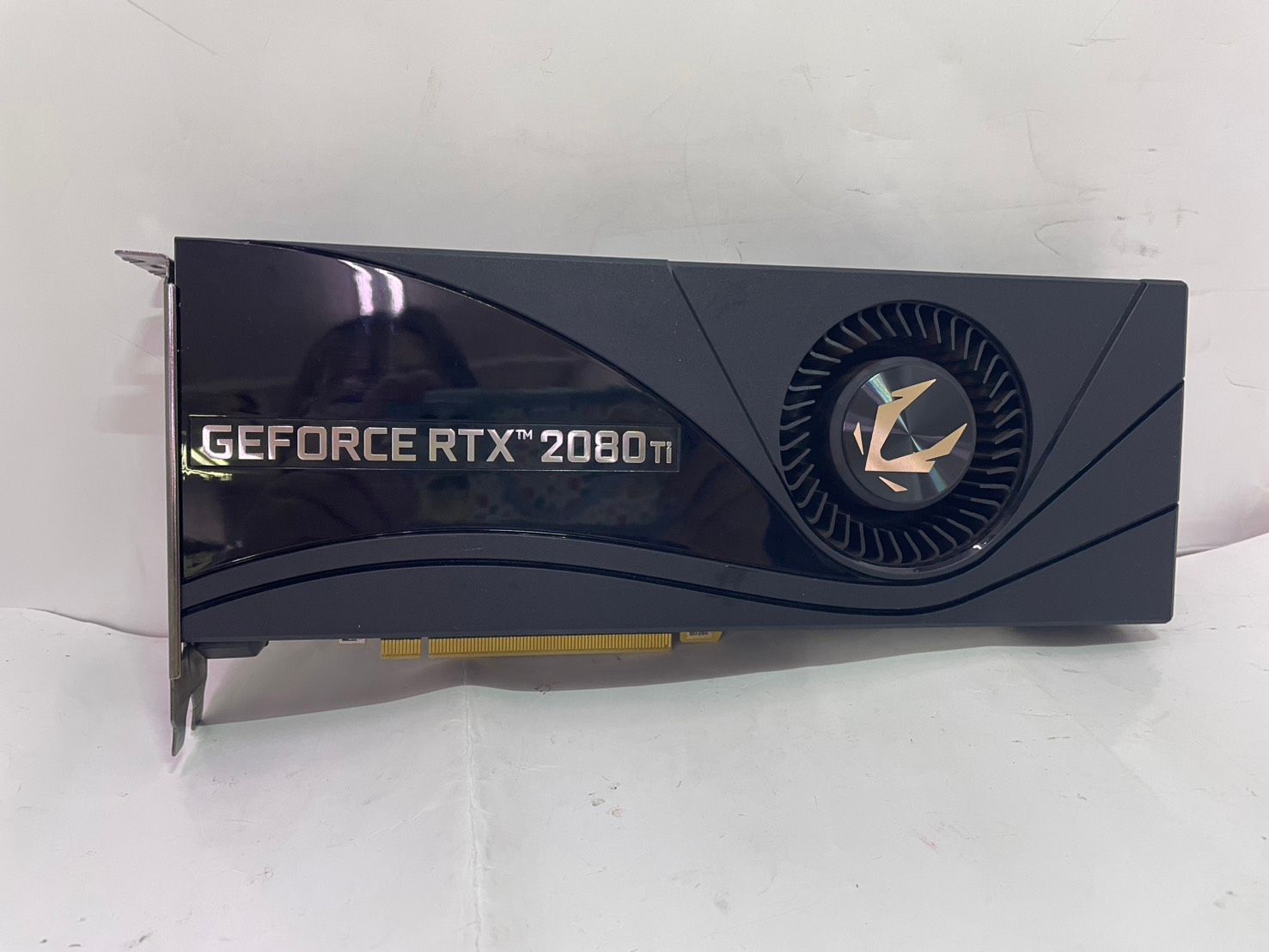 [中古PCパーツ] ZOTAC GAMING GeForce RTX 2080 Ti ZT-T20810B-10B [PCIExp 11GB]