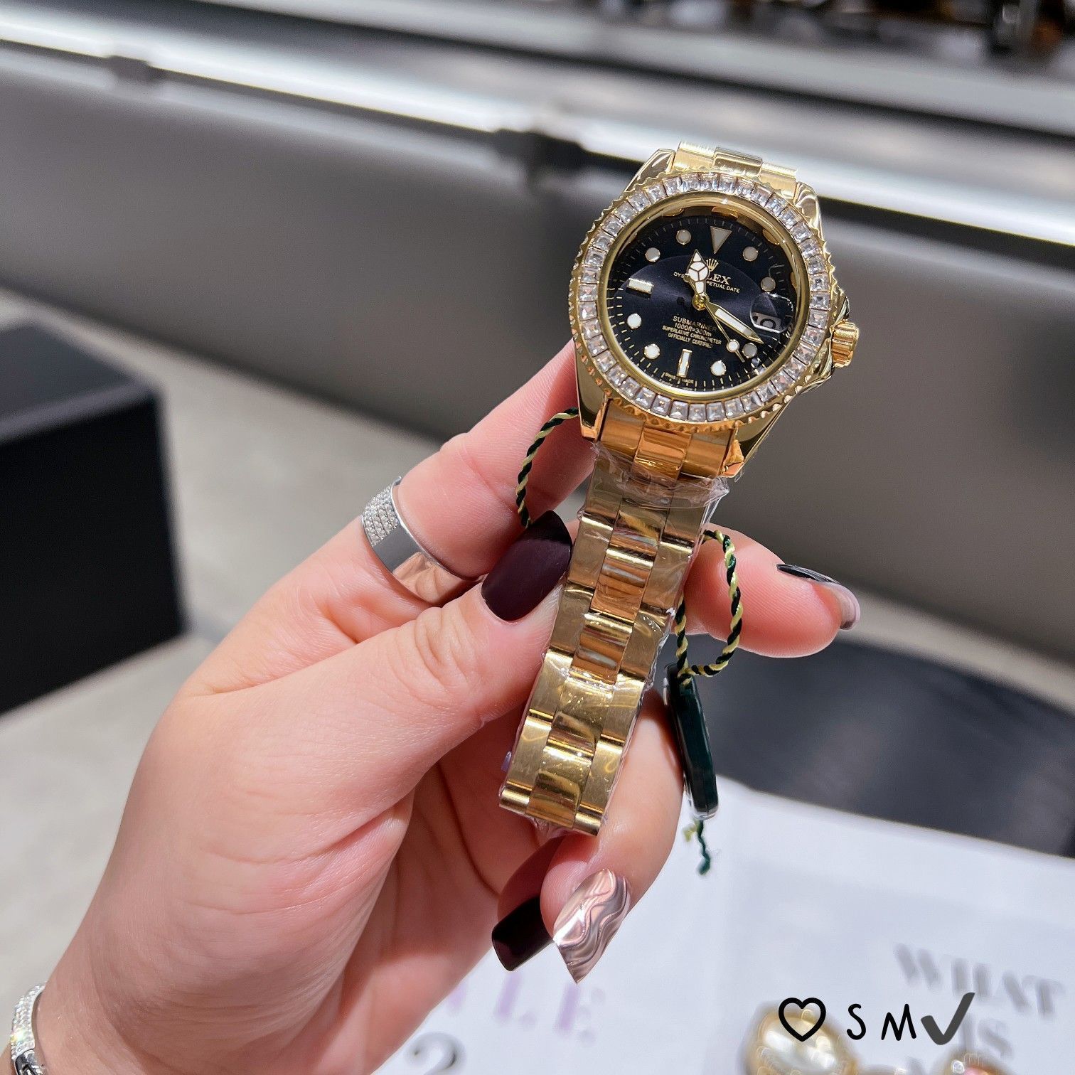 【今日特価】ROLEX ?力士 水鬼スタイル 高級感満載のダイヤ入り女性用腕時計