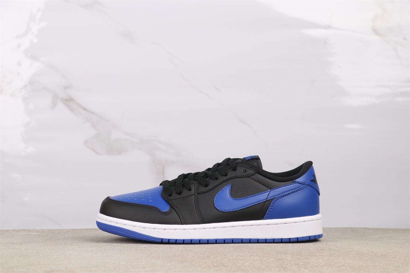 【今日特価】Air Jordan IB1981 - 004 ブラックロイヤルブルー