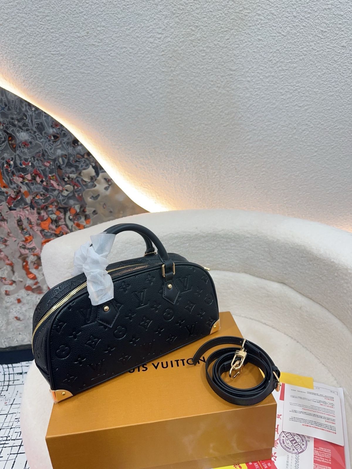 LV ボウリングバッグ