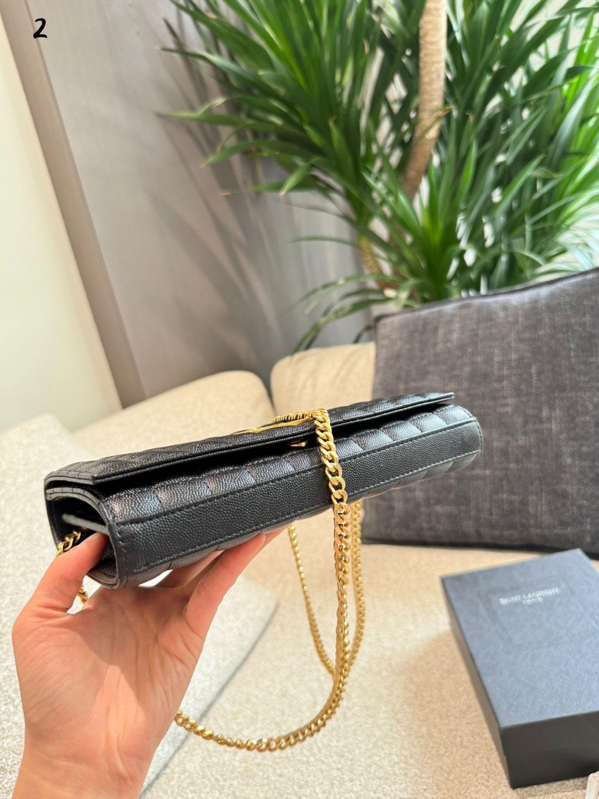 YSL プリンスウェンと同じモデルの Woc チェーンバッグ YSL プリンスウェンと同じモデルの Woc チェーンバッグ