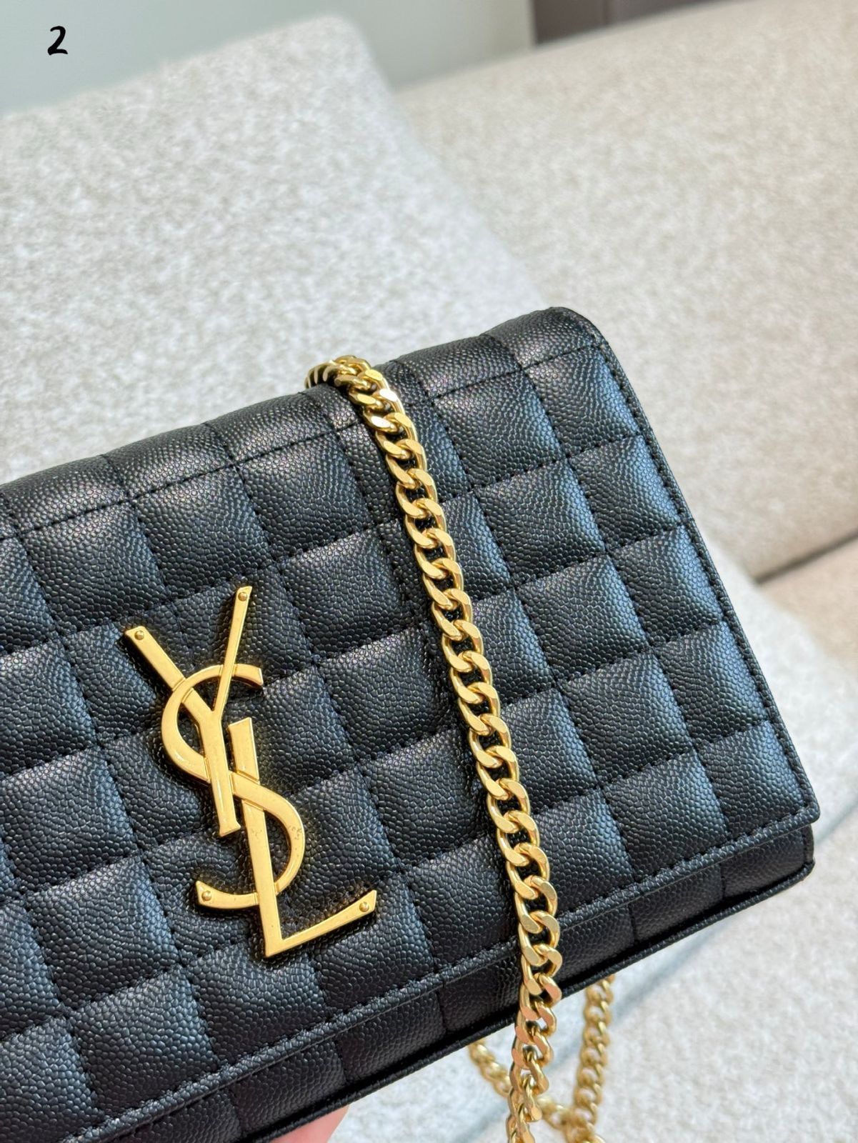 YSL プリンスウェンと同じモデルの Woc チェーンバッグ YSL プリンスウェンと同じモデルの Woc チェーンバッグ