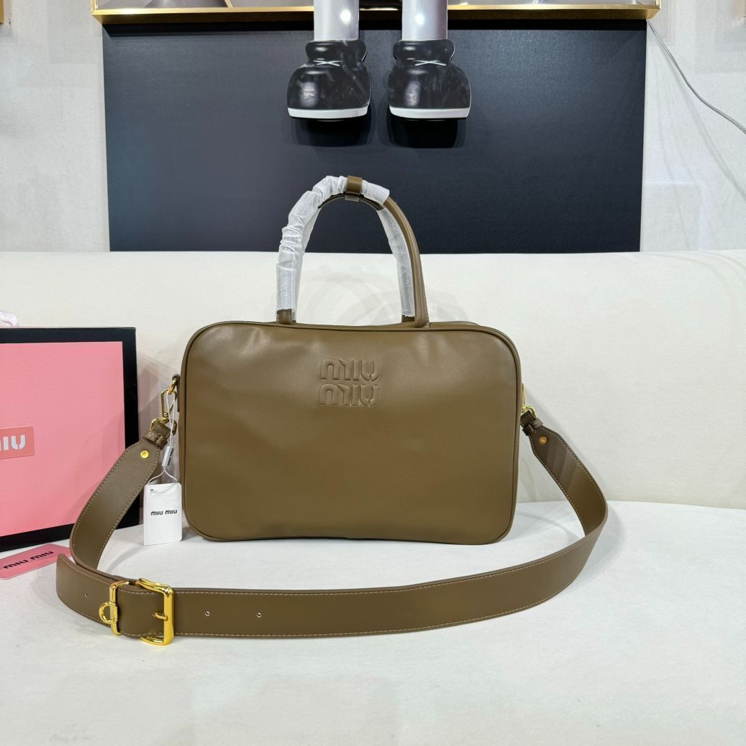 【今日特価】miumiu ミュミュ アップグレード ハンドバッグ 国内送料無料！お得な価格で在庫あり！